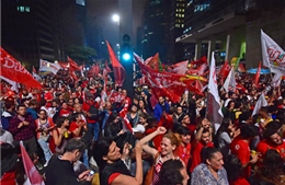 Thế giới chúc mừng Tổng thống Brazil Rousseff tái đắc cử 